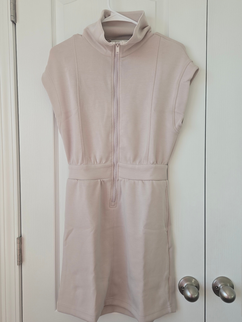 Rae Mode Sleeveless Zip-Front Dress in Light Beige Size XS NWT